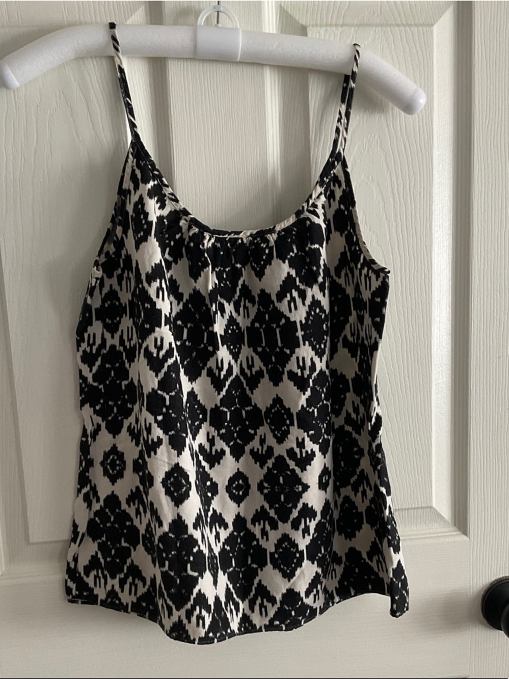 LOFT Black and White Ikat-Print Spaghetti Strap Camisole